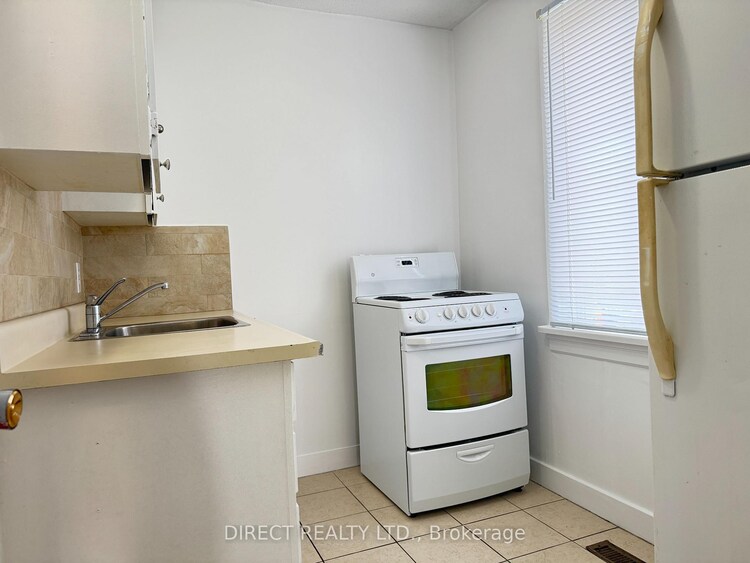 33 Sinclair Street, Belleville, ON, Belleville Ward