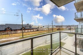 7 Erie Avenue, Brantford, ON