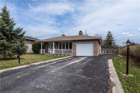 642 Fleet Street, Frontenac, ON , MLS #40721386 , Image - 1
