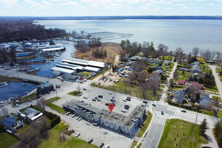 213 The Queensway Road S, Georgina, ON, Keswick North