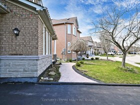 26 Dolphin Song Crescent, Peel, ON , MLS #W12458902 , Image - 1