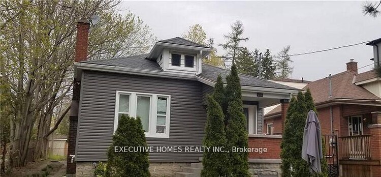 650 Oxford Street E, London East, ON, East C