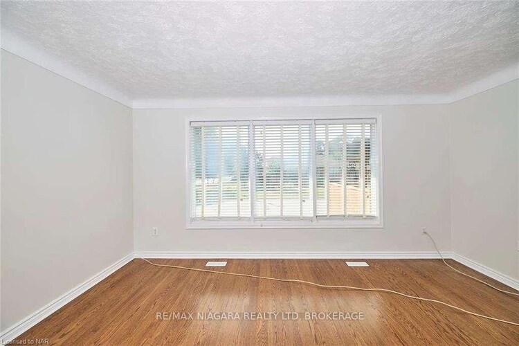 6933 Hagar Avenue, Niagara Falls, ON, 217 - Arad/Fallsview