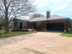 9755 Longwoods Road, Middlesex, ON , MLS #X12603306 , Image - 1