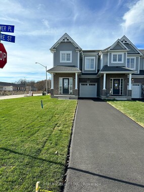 210 Sunflower Place, Niagara, ON