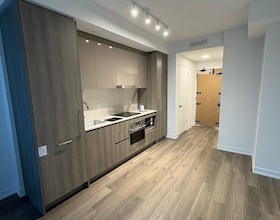 195 Commerce Street, York, ON , MLS #N13110846 , Image - 1