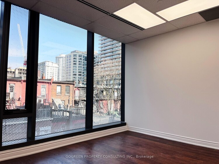 15 Wellesley Street W, Toronto, ON, Bay Street Corridor