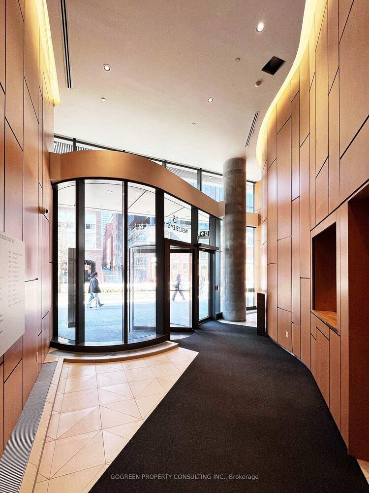 15 Wellesley Street W, Toronto, ON, Bay Street Corridor