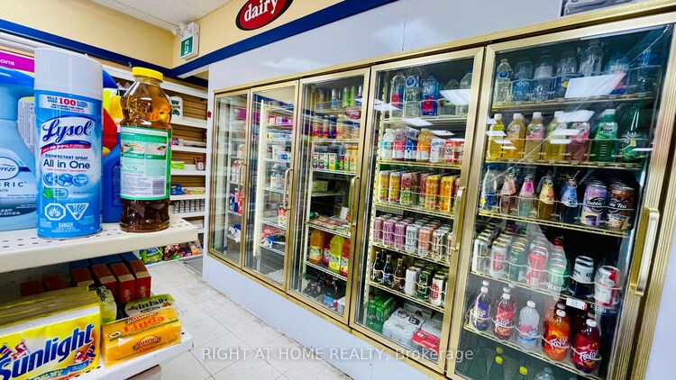 33 The Links Road, Toronto, ON, St. Andrew-Windfields