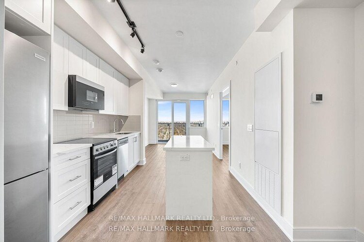 15 Ellerslie Avenue, Toronto, ON, Willowdale West