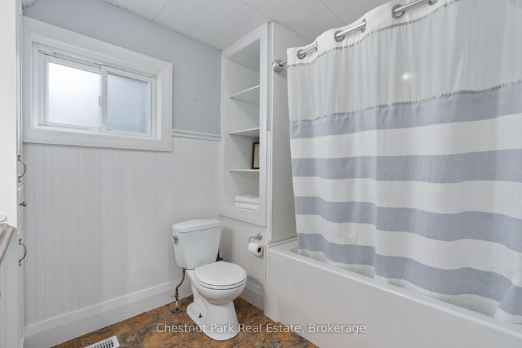 3 CORA Street E, Huntsville, ON, Chaffey