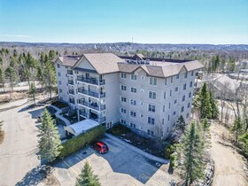 4 Legacy Lane, Muskoka, ON , MLS #X12107479 , Image - 1