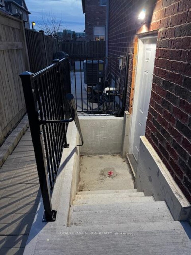 41 James Mccullough Road E, Whitchurch-Stouffville, ON, Stouffville