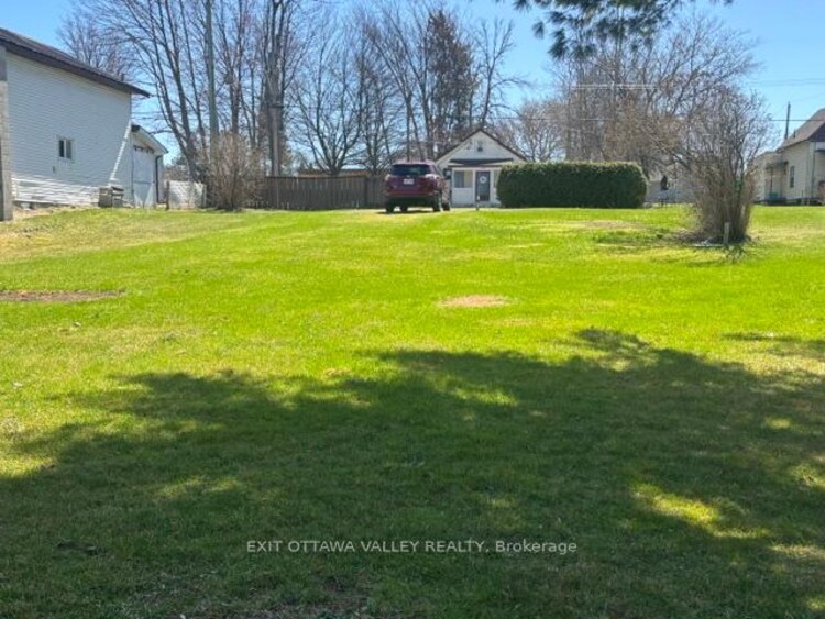 1105 Bronx Street, Pembroke, ON, 530 - Pembroke