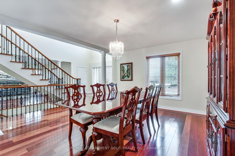 24 JOHN MARTIN Crescent, Hamilton, ON, Rural Flamborough