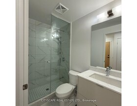 202 Burnhamthorpe Road E, Peel, ON , MLS #W12108449 , Image - 1