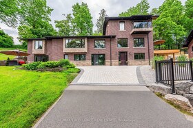 8949 Mississauga Road, Peel, ON , MLS #W12108380 , Image - 1