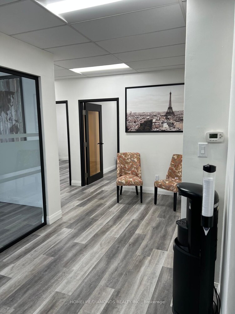 1830 Dundas Street E, Mississauga, ON, Dixie