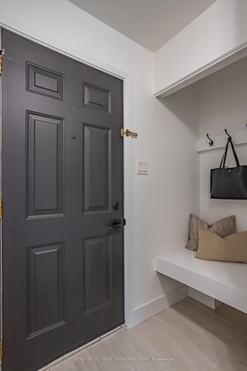 591 Griffith Street, Middlesex, ON , MLS #X12108481 , Image - 1
