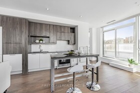 30 Nelson Street, Toronto, ON , MLS #C12108905 , Image - 1