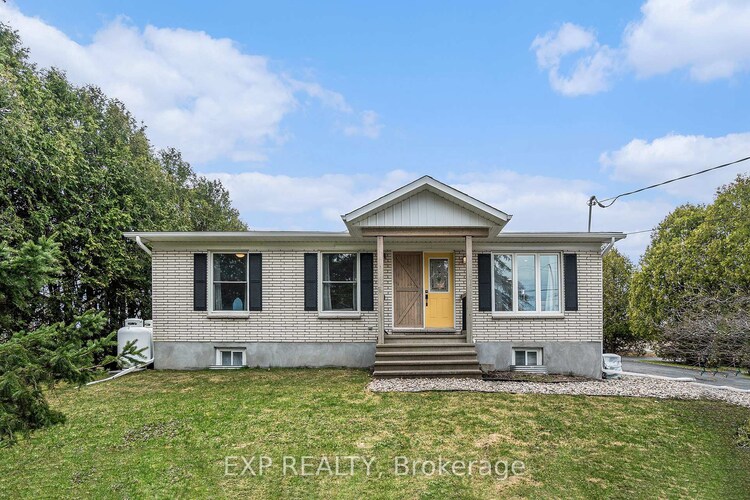 2462 Dunning Road, Orleans - Cumberland and Area, ON, 1116 - Cumberland West