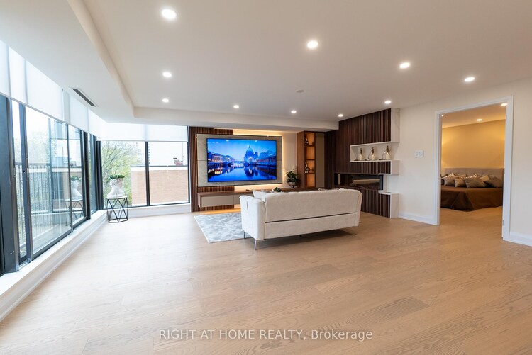 447 Walmer Road, Toronto, ON, Forest Hill South