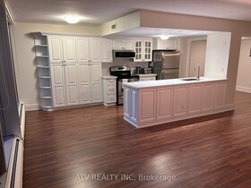 30 Wellington Street E, Toronto, ON , MLS #C12109278 , Image - 1