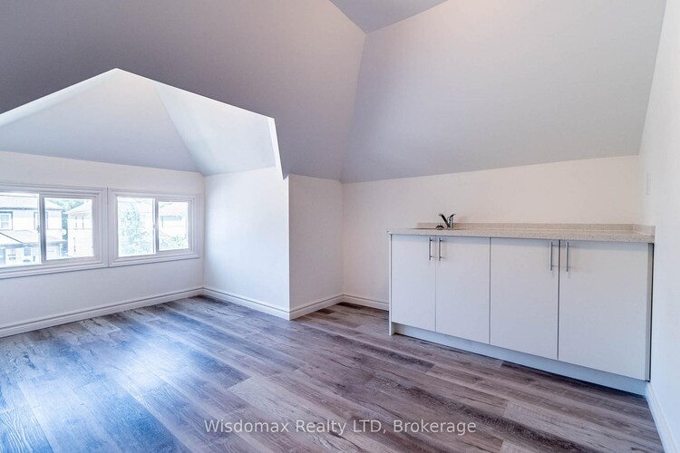 5790 ROBINSON Street, Niagara Falls, ON, 216 - Dorchester