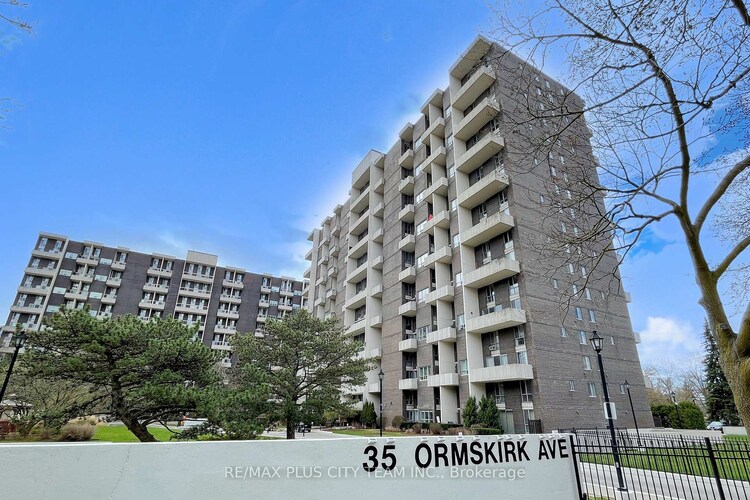 35 Ormskirk Avenue, Toronto, ON, High Park-Swansea