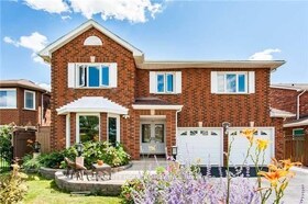 1654 Bristol Road W, Peel, ON , MLS #W12109473 , Image - 1