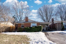 419 Castlegrove Boulevard, Middlesex, ON , MLS #X12109574 , Image - 1