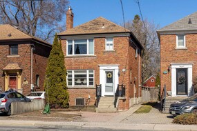 732 Eglinton Avenue E, Toronto, ON