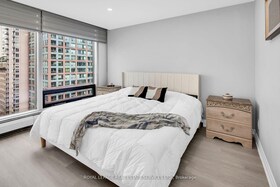 30 Wellington Street E, Toronto, ON , MLS #C12110317 , Image - 1