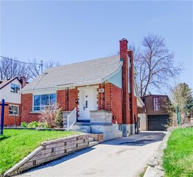 301 Highland Road E, Waterloo, ON , MLS #40705937 , Image - 1