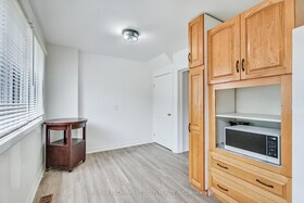 487 East 25th Street, Hamilton, ON , MLS #X12110650 , Image - 1