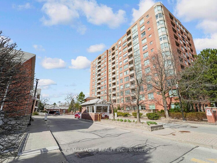 850 Steeles Avenue W, Vaughan, ON, Lakeview Estates