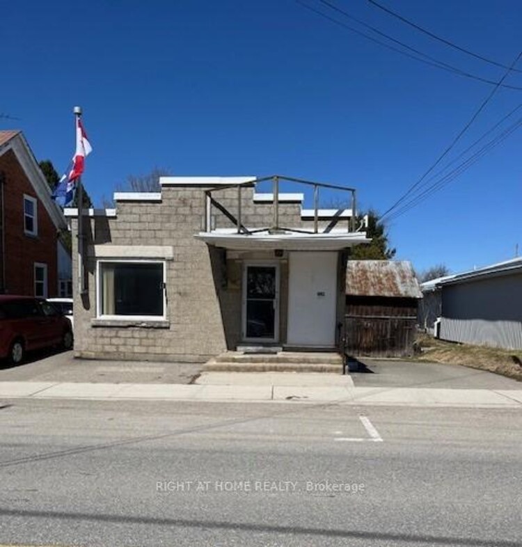 8 Main Street N, Rideau Lakes, ON, 817 - Rideau Lakes (South Crosby) Twp