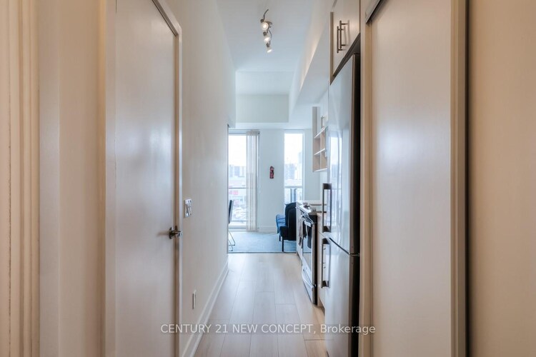 128 Fairview Mall Drive, Toronto, ON, Don Valley Village