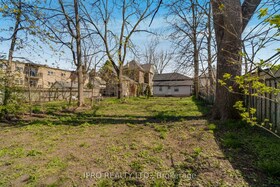 368 Simcoe Street, Middlesex, ON , MLS #X12111505 , Image - 1