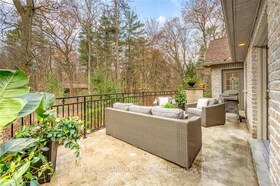 10216 Parkside Crescent, Lambton, ON , MLS #X12111676 , Image - 1
