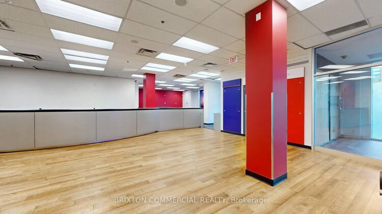 222 Spadina Avenue, Toronto, ON, Kensington-Chinatown