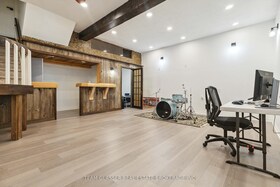 72 CAMDEN Road, Middlesex, ON , MLS #X12112297 , Image - 1