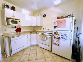 57 Paradise Road S, Hamilton, ON , MLS #X12109861 , Image - 1