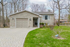 507 Bridge Street, Lanark, ON , MLS #X12112301 , Image - 1