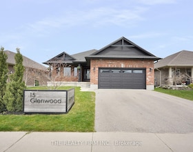 15 Glenwood Street, Elgin, ON , MLS #X12902416 , Image - 1