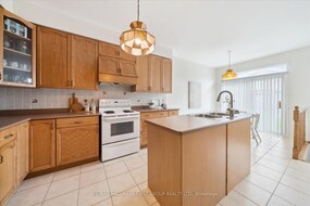 168 Whitby Shores Green Way, Durham, ON