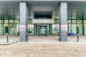 38 honeycrisp Crescent, York, ON , MLS #N12112970 , Image - 1