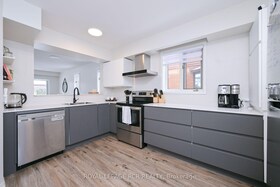91 Green Briar Road, Simcoe, ON , MLS #N12113047 , Image - 1