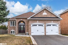 27 Fairwood Drive, York, ON , MLS #40723074 , Image - 1