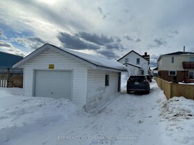 290 - 292 Spruce Street S, Cochrane, ON , MLS #T12113467 , Image - 1